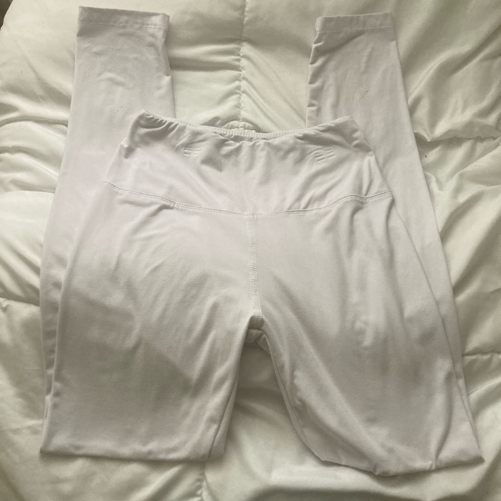 BUTTERY SOFT LEGGINGS